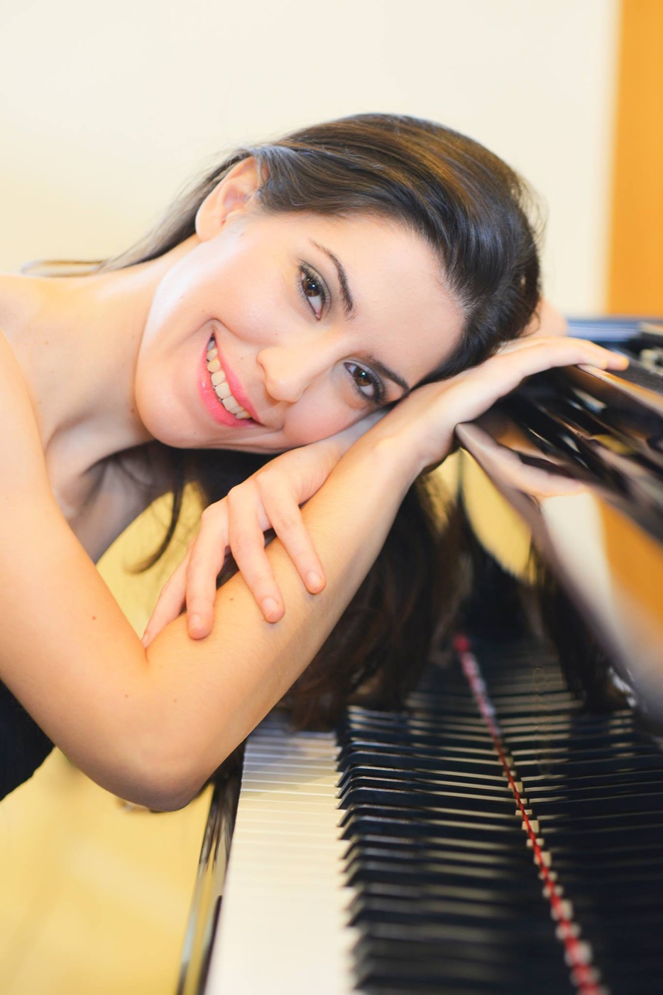 Tamara Gal am Klavier